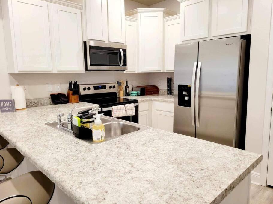 Brand New House In Pensacola,Ev Connector Available Apartment Bagian luar foto