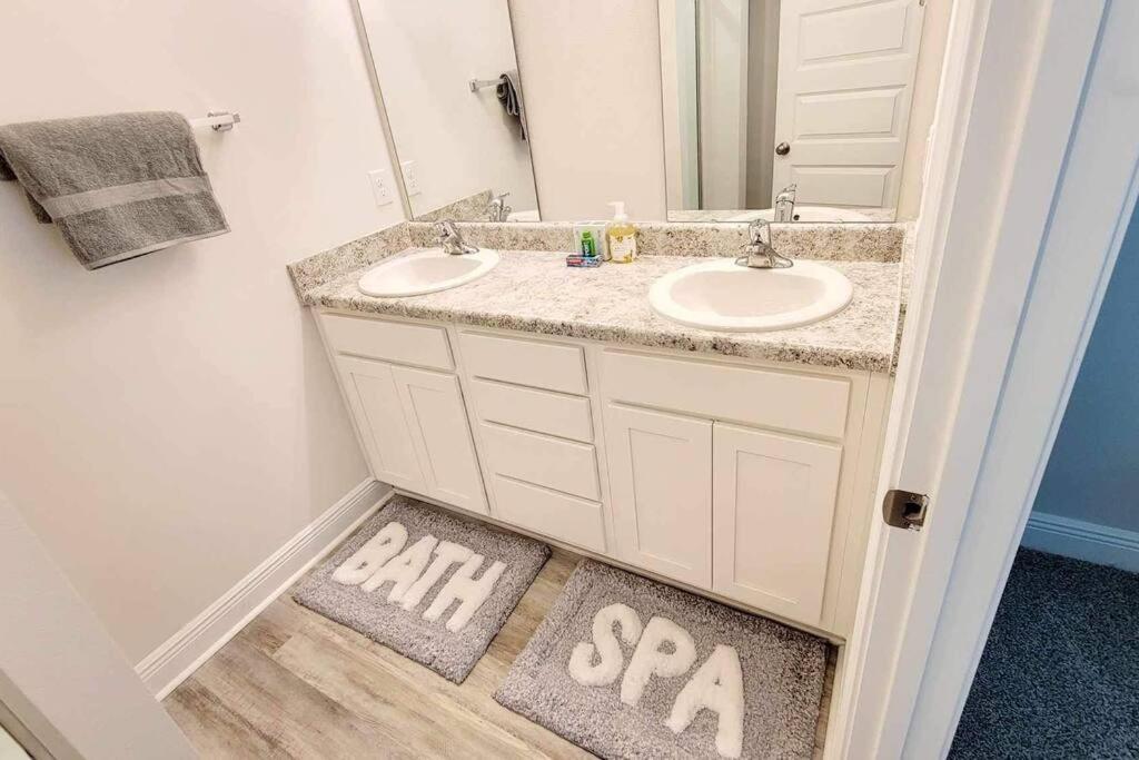 Brand New House In Pensacola,Ev Connector Available Apartment Bagian luar foto